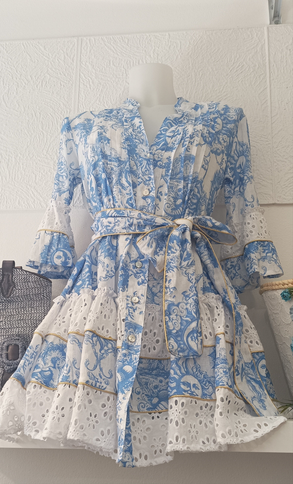 Abito fame sole azzurro