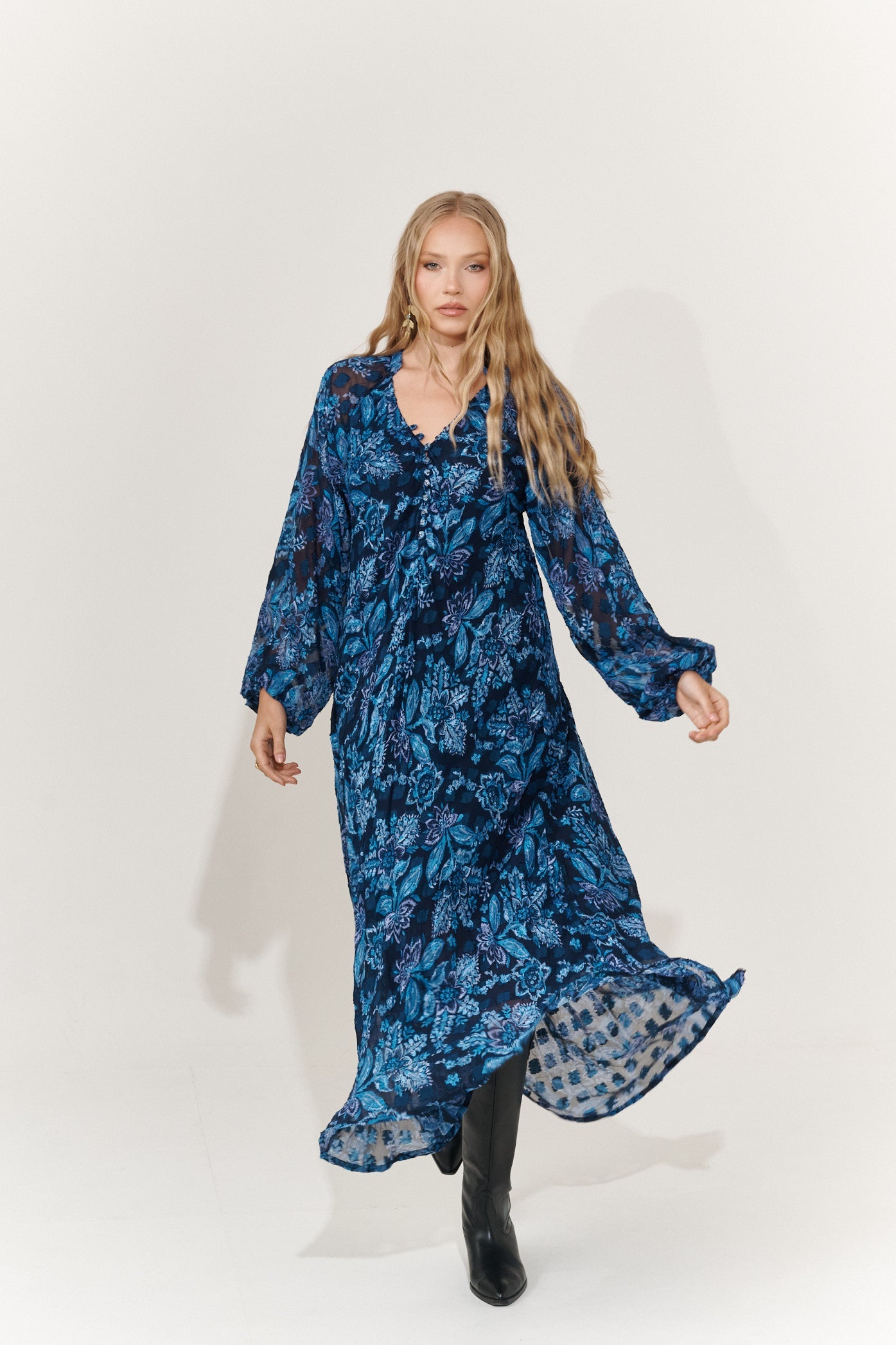 Abito lungo fiori blu