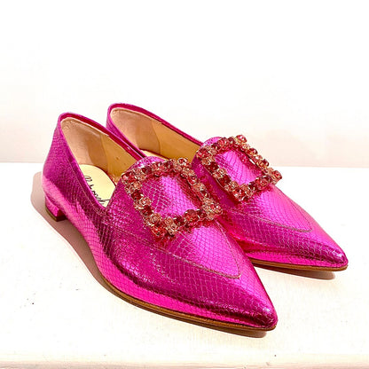 Fuchsia laminated moccasin