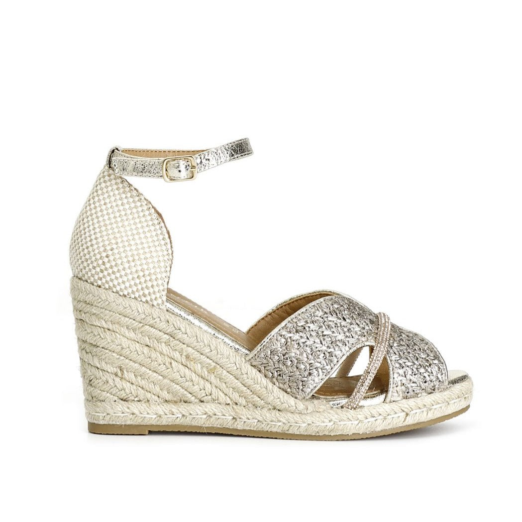 Sandal with wedge and rhinestones